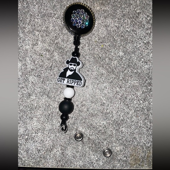 Handmade Yellowstone beaded items - Picture 8 of 8